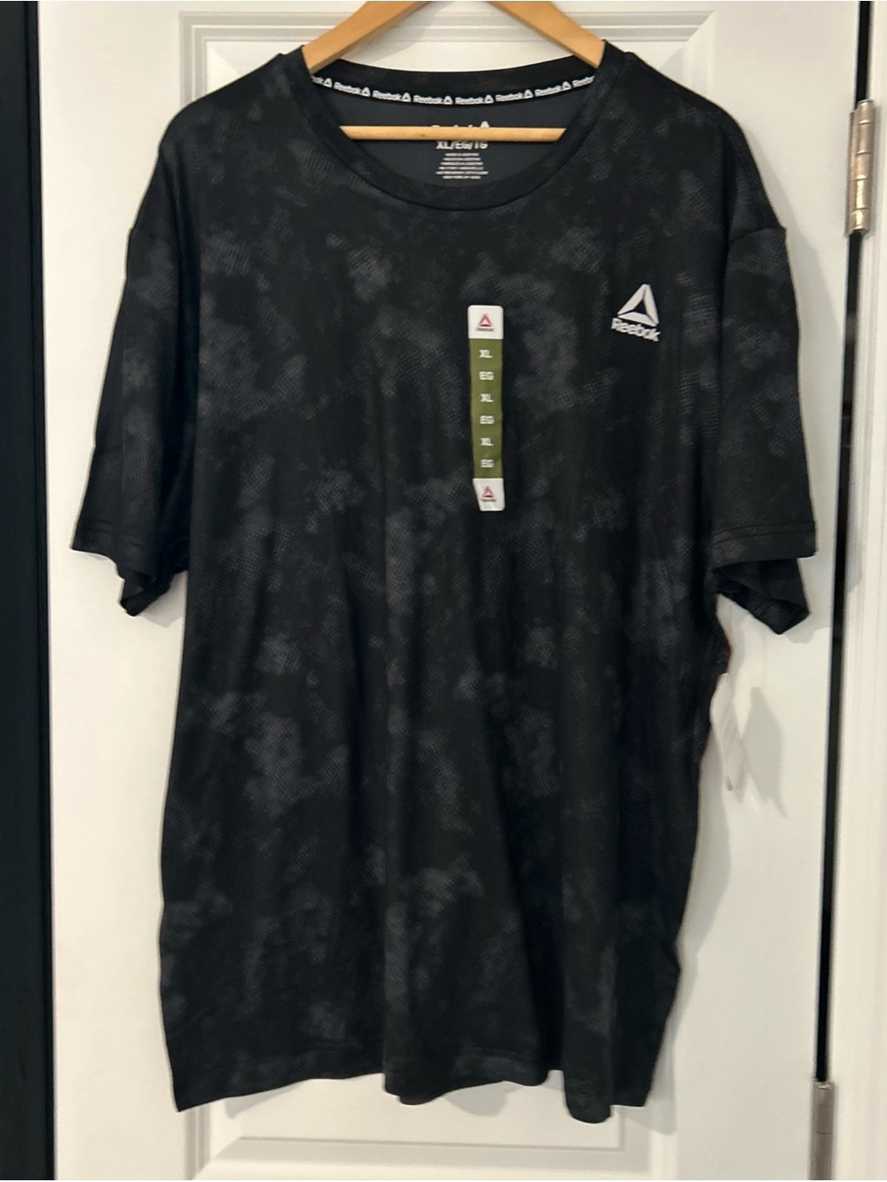 Reebok Men's Legacy Core Short Sleeve T-Shirt, Black- XL- NWT